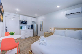 Tropical Jungle Studio Apartment